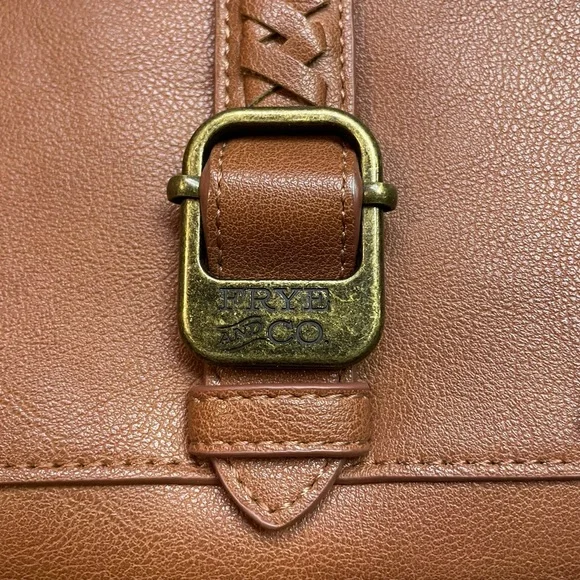 Frye and Co. Olivia Wos Crossbody Leather Bag - Picture 2 of 11